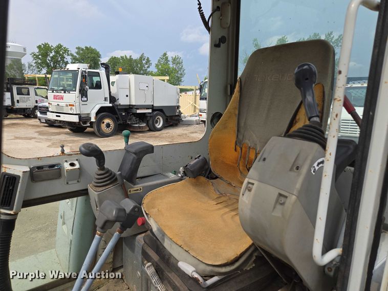 image for item EF1520 Takeuchi TB135 mini excavator