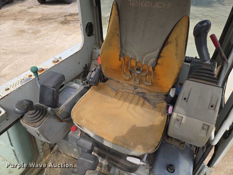 image for item EF1520 Takeuchi TB135 mini excavator