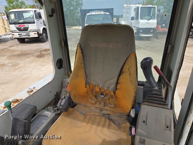 image for item EF1520 Takeuchi TB135 mini excavator