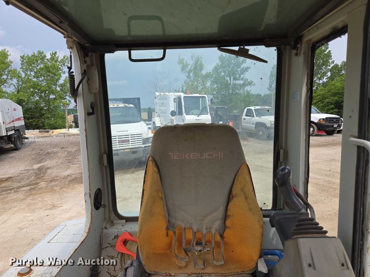 image for item EF1520 Takeuchi TB135 mini excavator