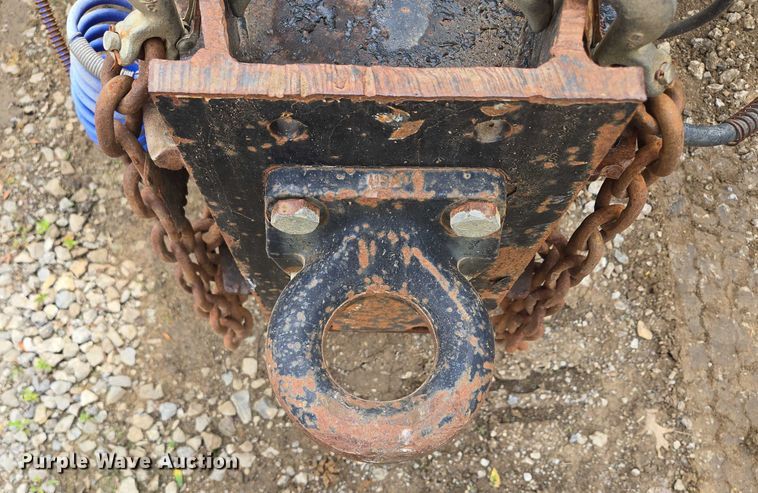 image for item EF1521 2005 TrailKing equipment trailer