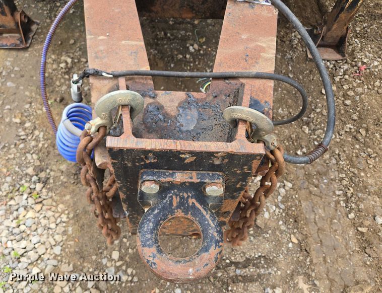 image for item EF1521 2005 TrailKing equipment trailer