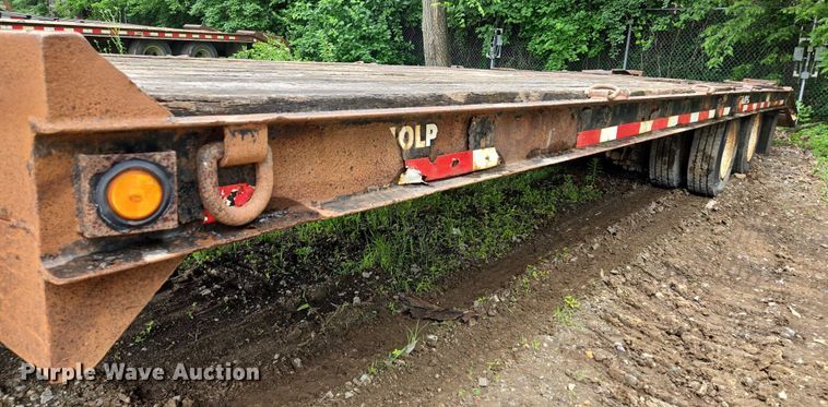 image for item EF1521 2005 TrailKing equipment trailer