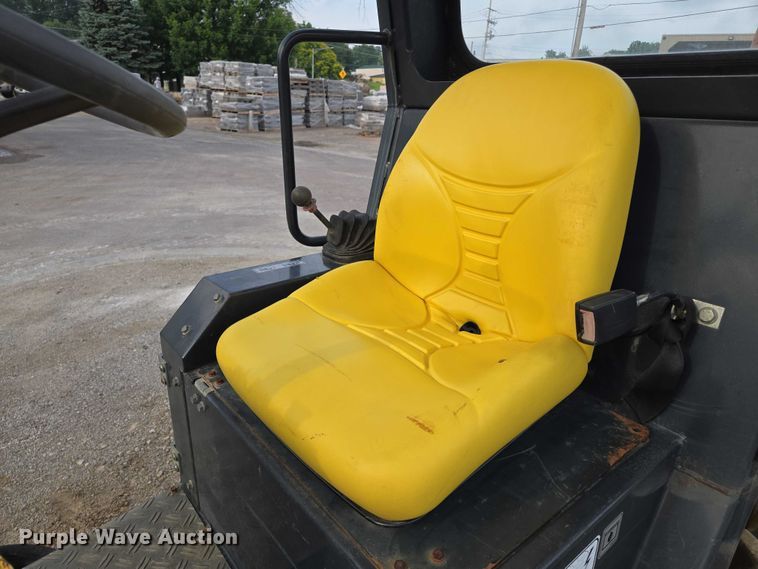 image for item EF1533 2004 Bomag BW124PDH-3 single drum vibratory roller