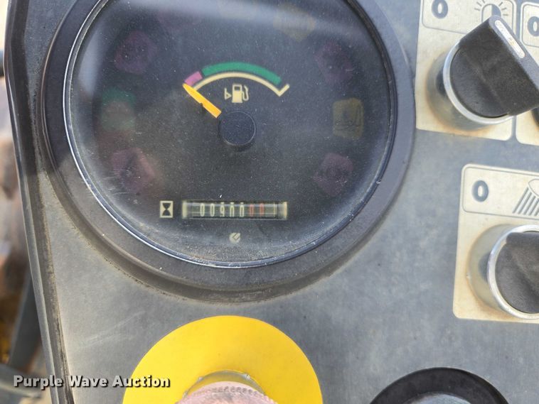 image for item EF1533 2004 Bomag BW124PDH-3 single drum vibratory roller