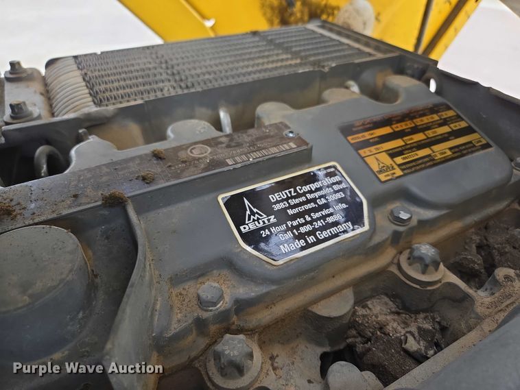 image for item EF1533 2004 Bomag BW124PDH-3 single drum vibratory roller