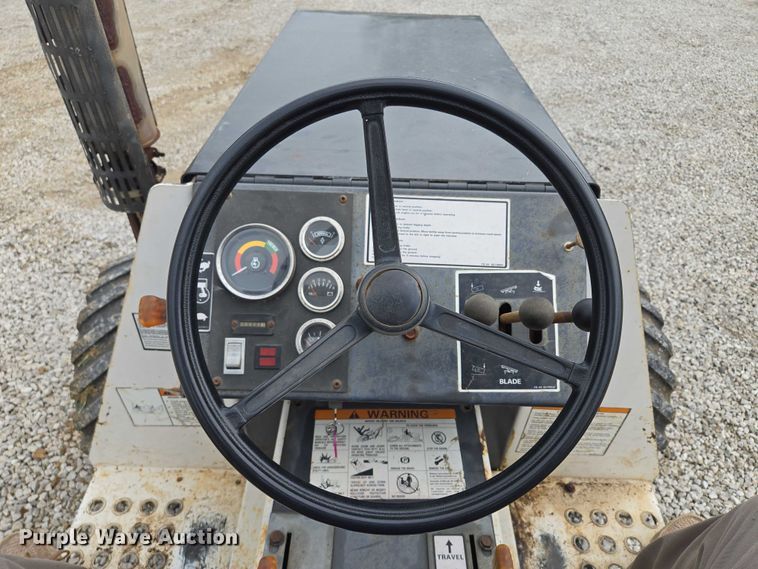 image for item EF1534 1989 Bobcat 3023 trencher