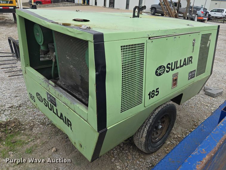 image for item EF1535 1991 Sullair 185DPQ-JJD air compressor
