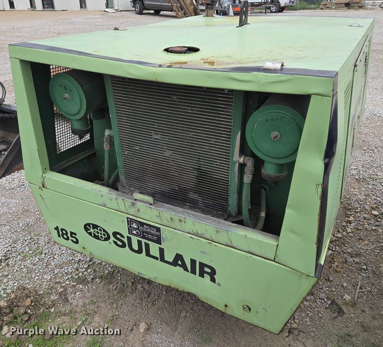 image for item EF1535 1991 Sullair 185DPQ-JJD air compressor