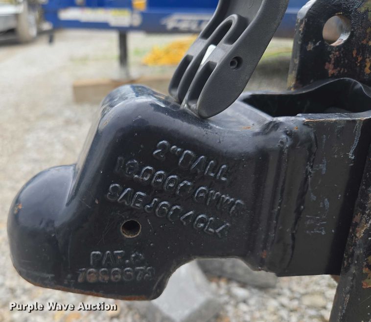 image for item EF1535 1991 Sullair 185DPQ-JJD air compressor