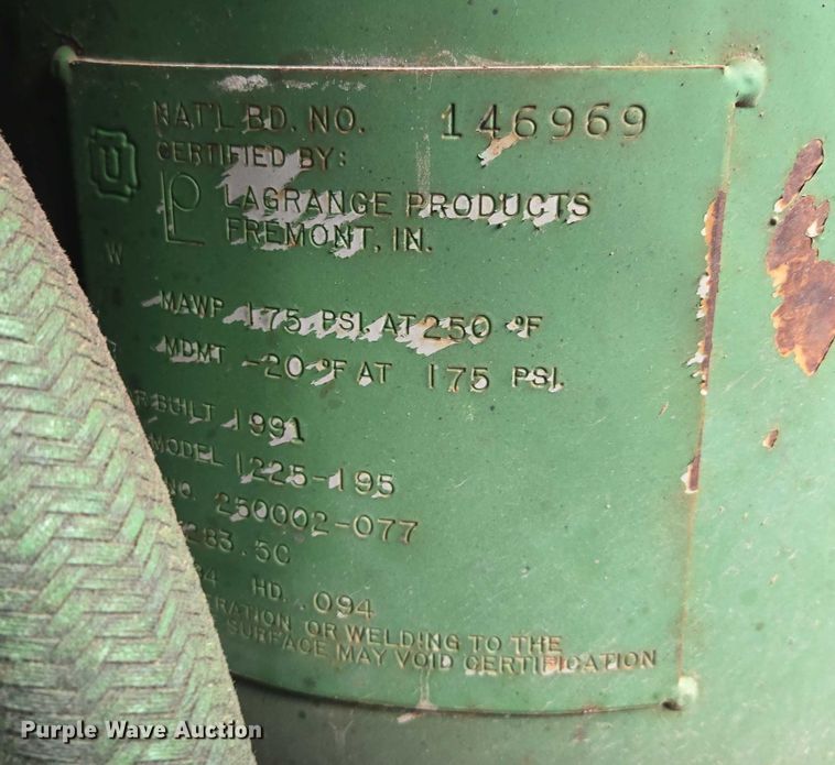 image for item EF1535 1991 Sullair 185DPQ-JJD air compressor