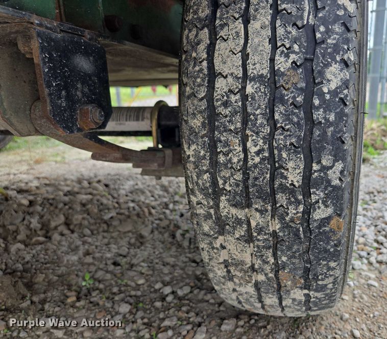 image for item EF1535 1991 Sullair 185DPQ-JJD air compressor