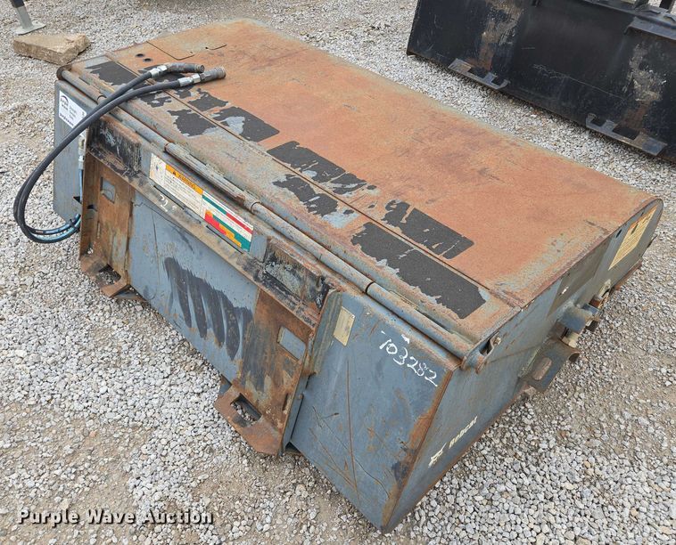 image for item EF1536 Bobcat  Sweeper 72 skid steer sweeper