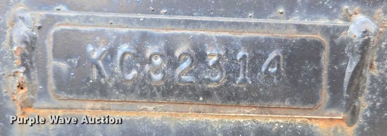 image for item EF1537 Skid steer grapple bucket