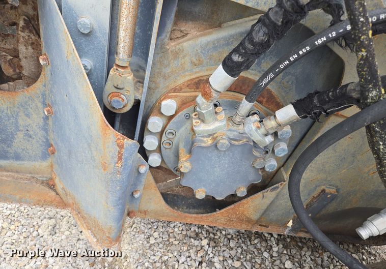 image for item EF1538 Bobcat WS18 skid steer rock saw