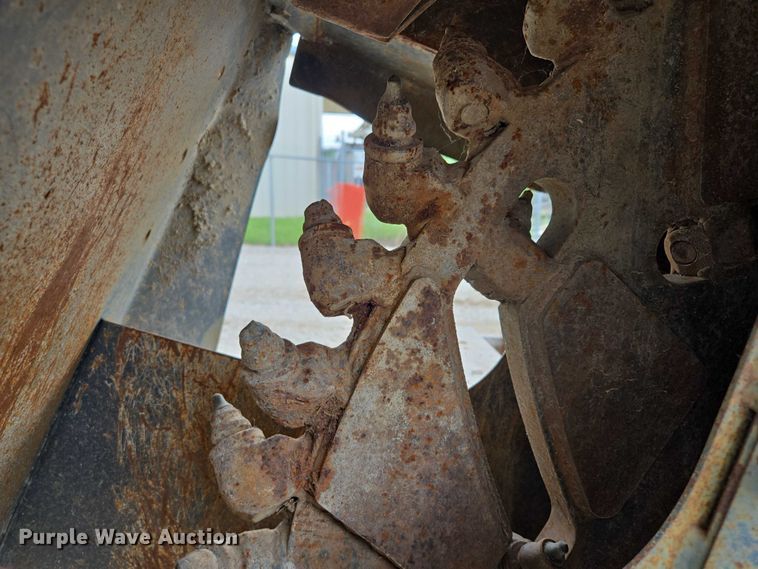 image for item EF1538 Bobcat WS18 skid steer rock saw