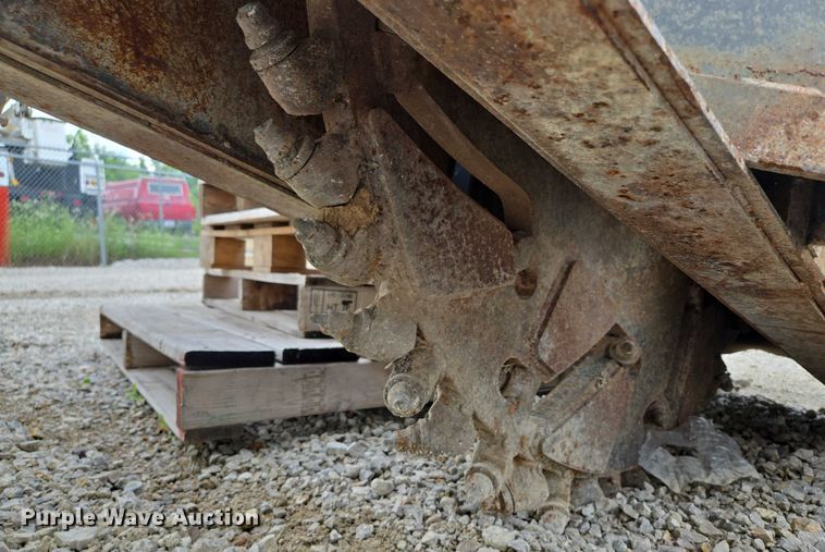 image for item EF1538 Bobcat WS18 skid steer rock saw