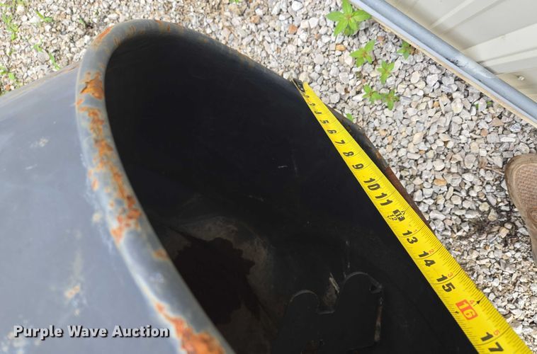 image for item EF1539 Bobcat MI Mixer skid steer concrete mixer