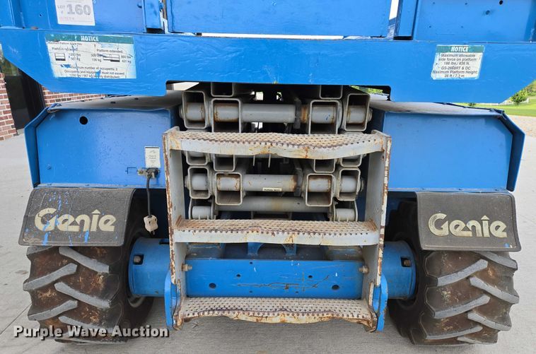 image for item EF1546 2000 Genie GS-2668 RT scissor lift