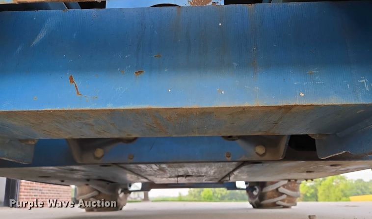 image for item EF1546 2000 Genie GS-2668 RT scissor lift