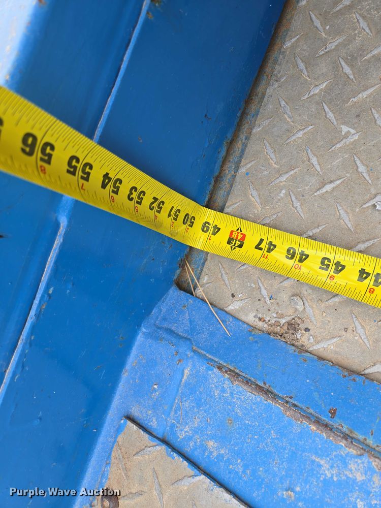 image for item EF1546 2000 Genie GS-2668 RT scissor lift