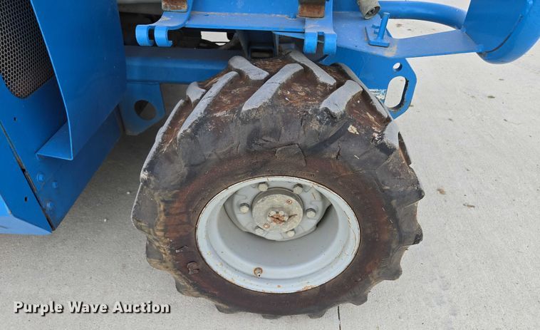 image for item EF1546 2000 Genie GS-2668 RT scissor lift