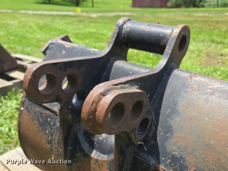 image for item EF1549 Backhoe bucket