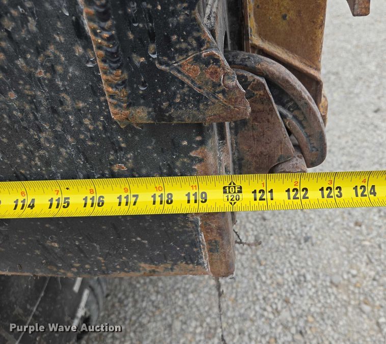 image for item EF1561 1993 International 4700 dump truck