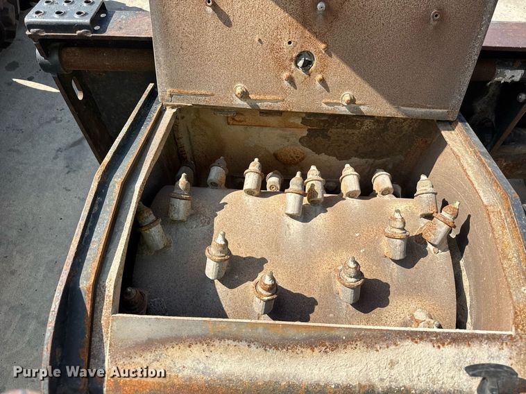 image for item EF2056 Bobcat skid steer cold planer