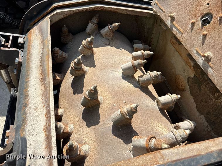 image for item EF2056 Bobcat skid steer cold planer