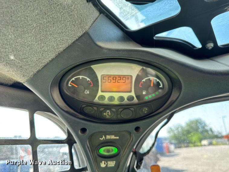 image for item EF2057 2018 Bobcat S770 skid steer loader