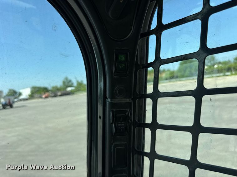 image for item EF2057 2018 Bobcat S770 skid steer loader