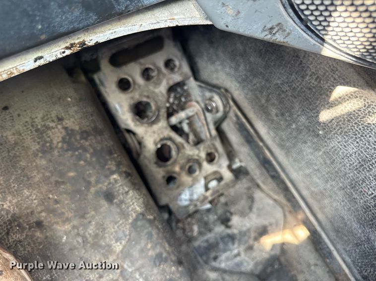 image for item EF2057 2018 Bobcat S770 skid steer loader