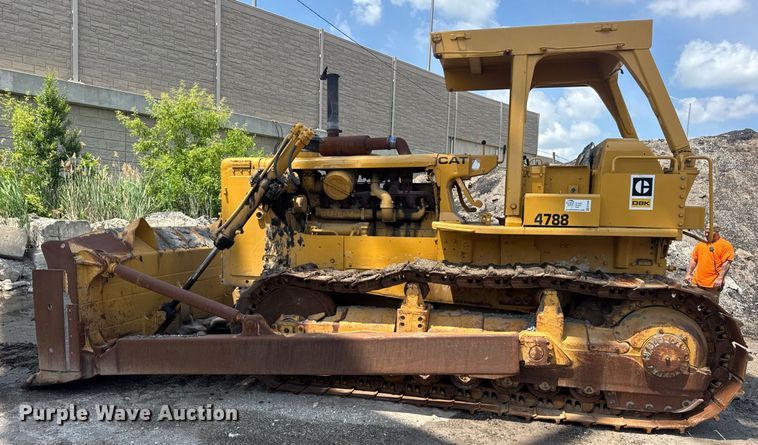 image for item EF2058 1979 Caterpillar D8K dozer