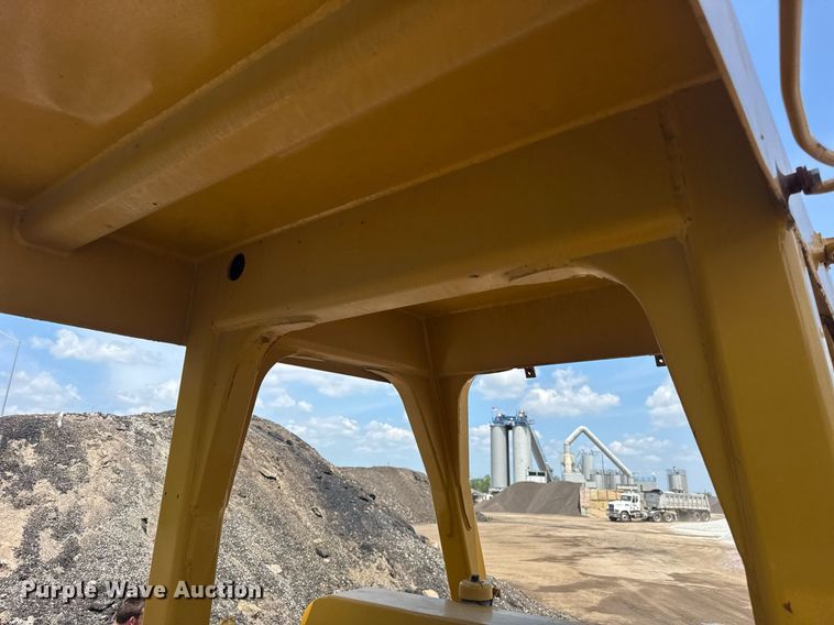 image for item EF2058 1979 Caterpillar D8K dozer