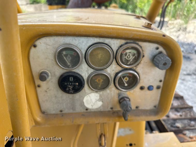 image for item EF2058 1979 Caterpillar D8K dozer