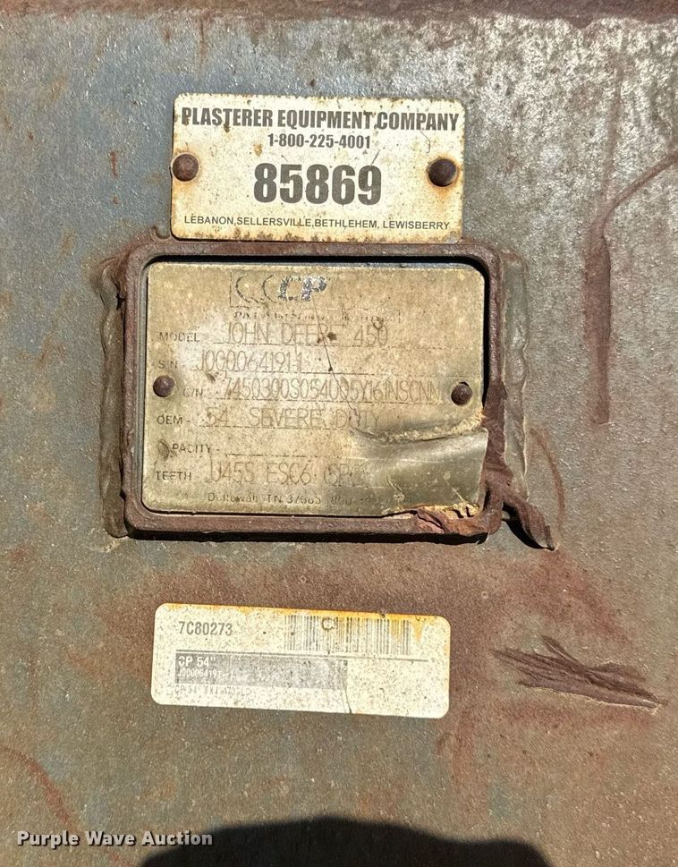 image for item EF2062 2004 John Deere 450C LC excavator