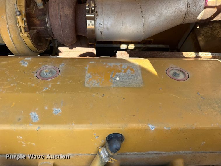 image for item EF2062 2004 John Deere 450C LC excavator