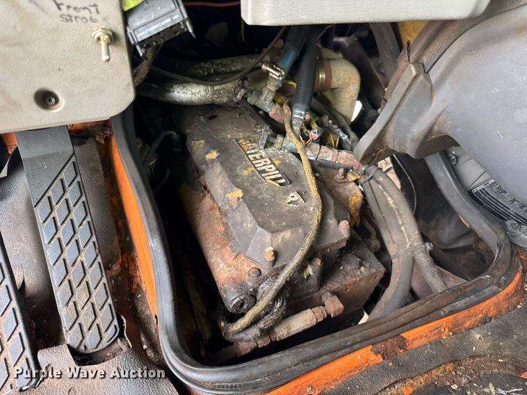 image for item EF2063 1998 Ford L8501 dump truck