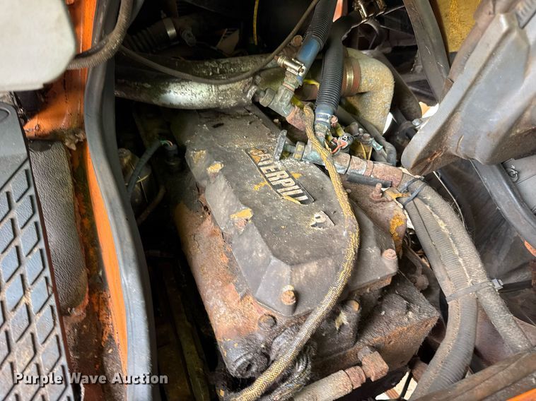 image for item EF2063 1998 Ford L8501 dump truck