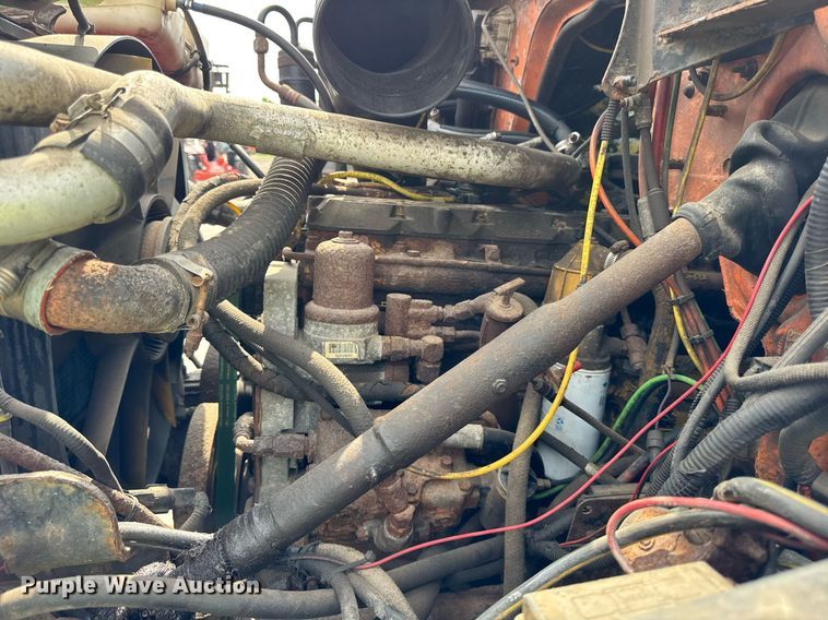 image for item EF2063 1998 Ford L8501 dump truck