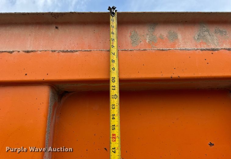 image for item EF2066 2001 Ford F750 Super Duty dump truck