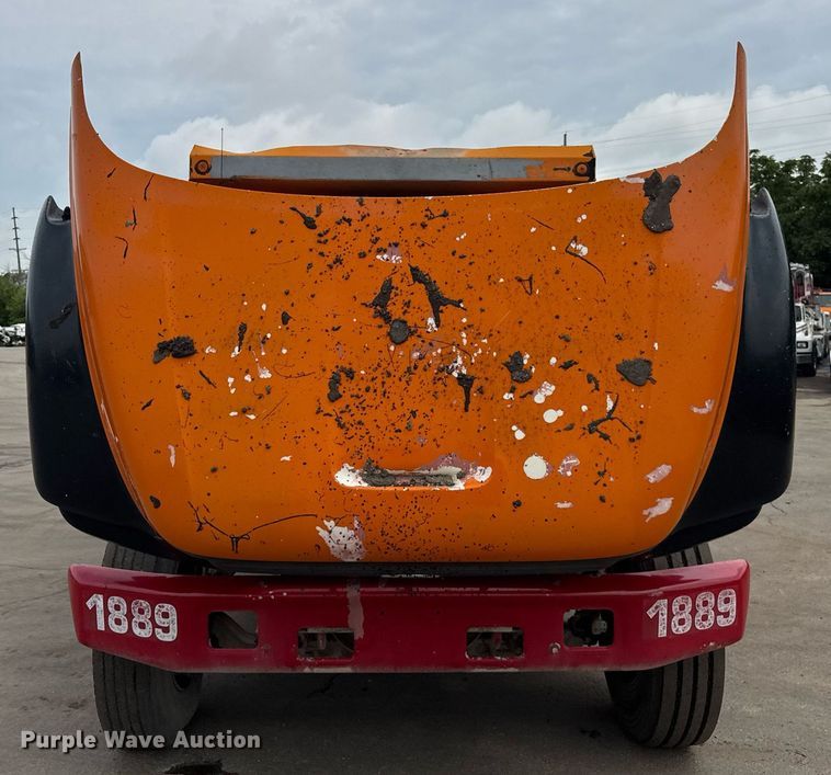 image for item EF2066 2001 Ford F750 Super Duty dump truck