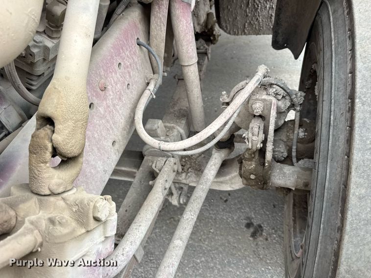 image for item EF2066 2001 Ford F750 Super Duty dump truck