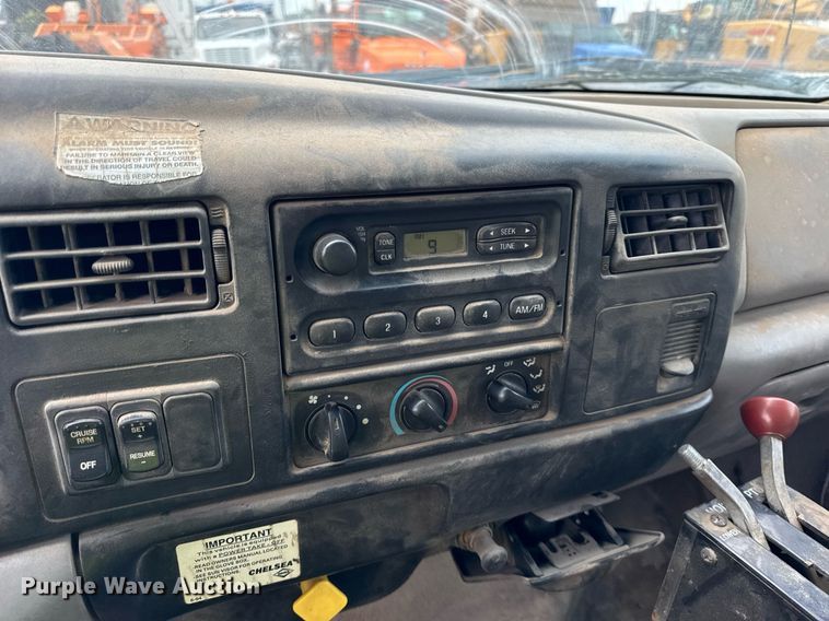 image for item EF2066 2001 Ford F750 Super Duty dump truck