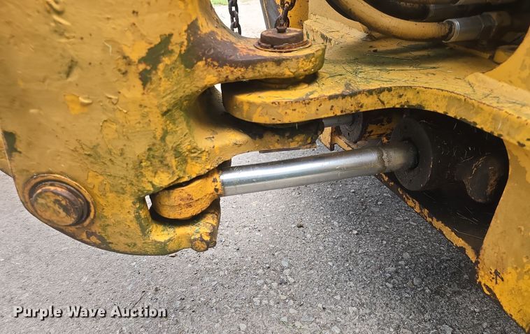 image for item EF3564 1974 Case 480B Construction King backhoe