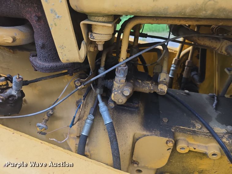 image for item EF3564 1974 Case 480B Construction King backhoe