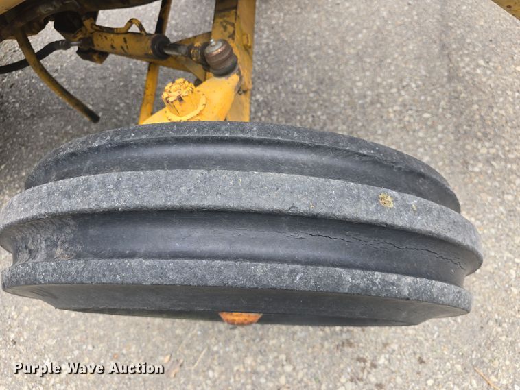 image for item EF3564 1974 Case 480B Construction King backhoe