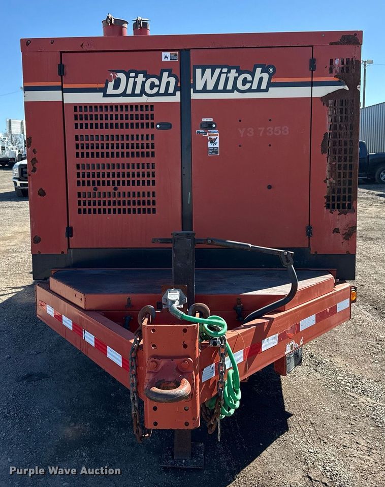 image for item EG2589 2010 Ditch Witch FX60 vacuum excavator