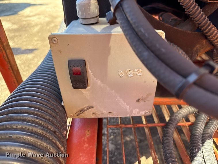 image for item EG2589 2010 Ditch Witch FX60 vacuum excavator